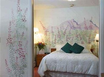 Camai Bed And Breakfast แองเคอเรจ ภายนอก รูปภาพ